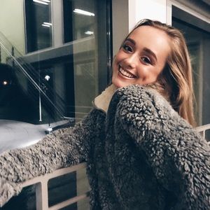 Meet your Posher, Shannon